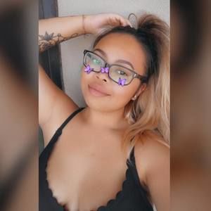 Meet your Posher, Tina